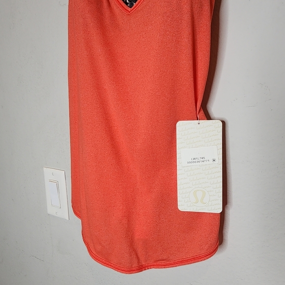 NWT Lululemon Roll Out Tank Heathered Alarming / Ace Spot Grain Black Size 6 - Picture 7 of 13